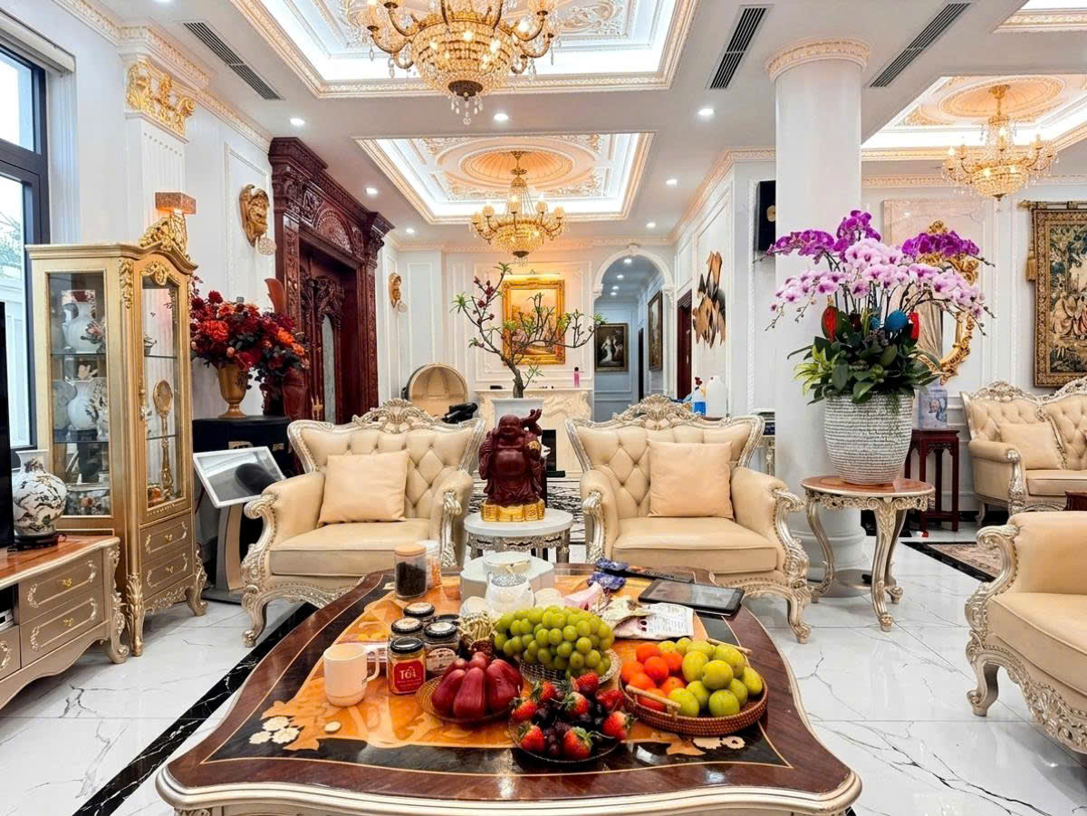 SIÊU BIỆT THỰ VIỆT HƯNG - LONG BIÊN, THANG MÁY, NỘI THẤT CAO CẤP NHÀ 4 MẶT TIỀN 4