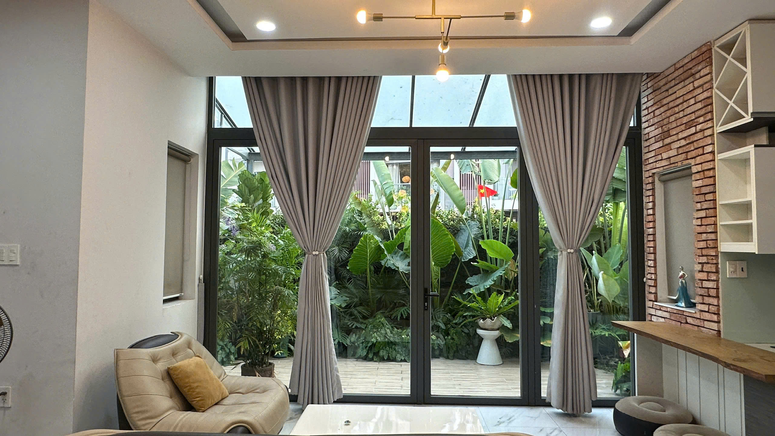 Cho thuê Biệt thự Phường Long Thạnh Mỹ, Quận 9, Diện tích 146m², Giá Thương lượng 5