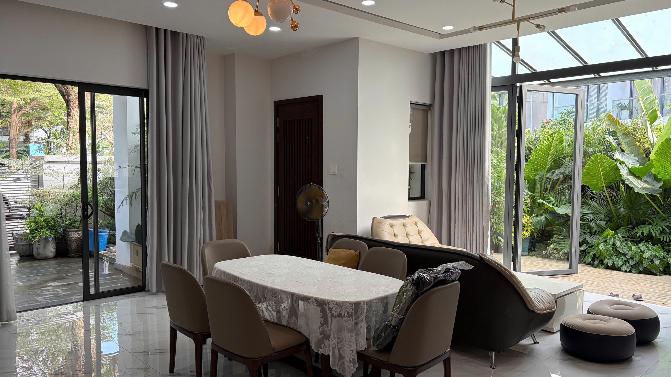 Cho thuê Biệt thự Phường Long Thạnh Mỹ, Quận 9, Diện tích 146m², Giá Thương lượng 2