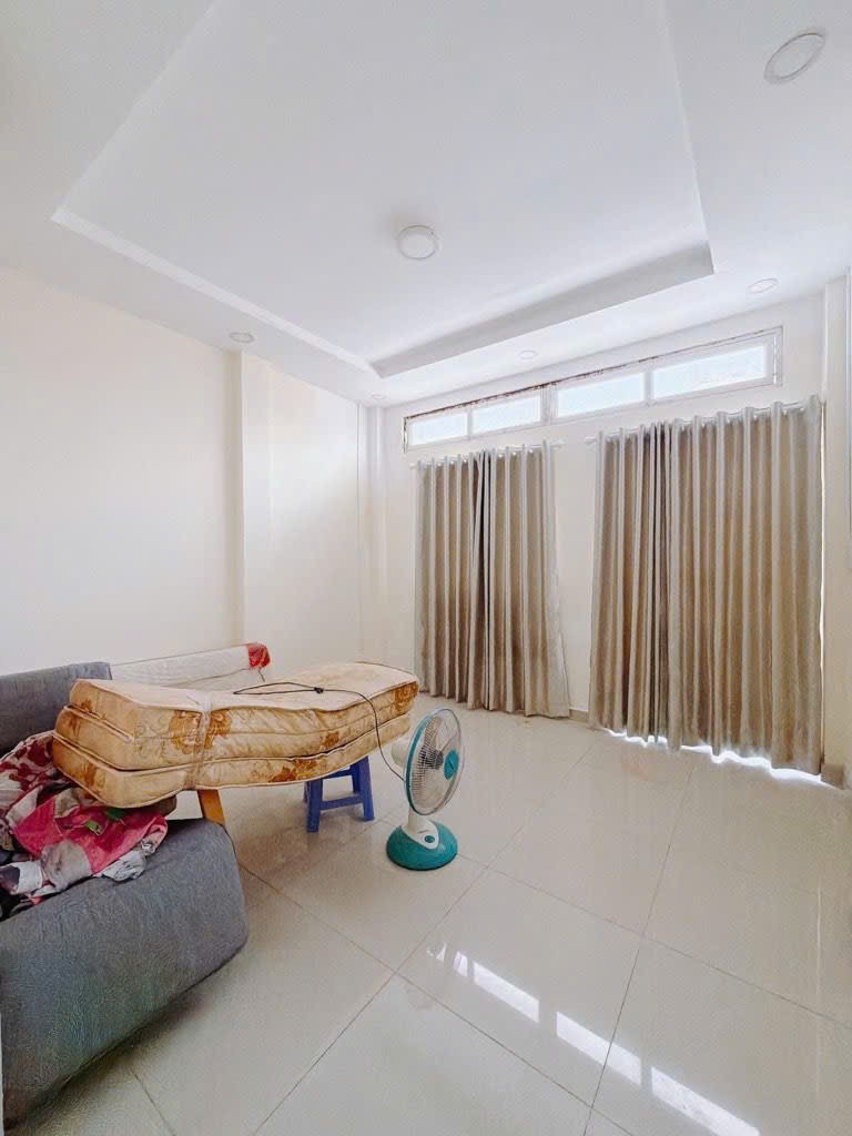 CHỦ NHIỆT BÁN GIẢM CHÀO NHÀ Đ. ĐOÀN VĂN BƠ- 45.2M2- NGANG 4- CHỈ 4.95T - GẦN CHỢ, NHÀ THỜ, TRƯỜNG 4