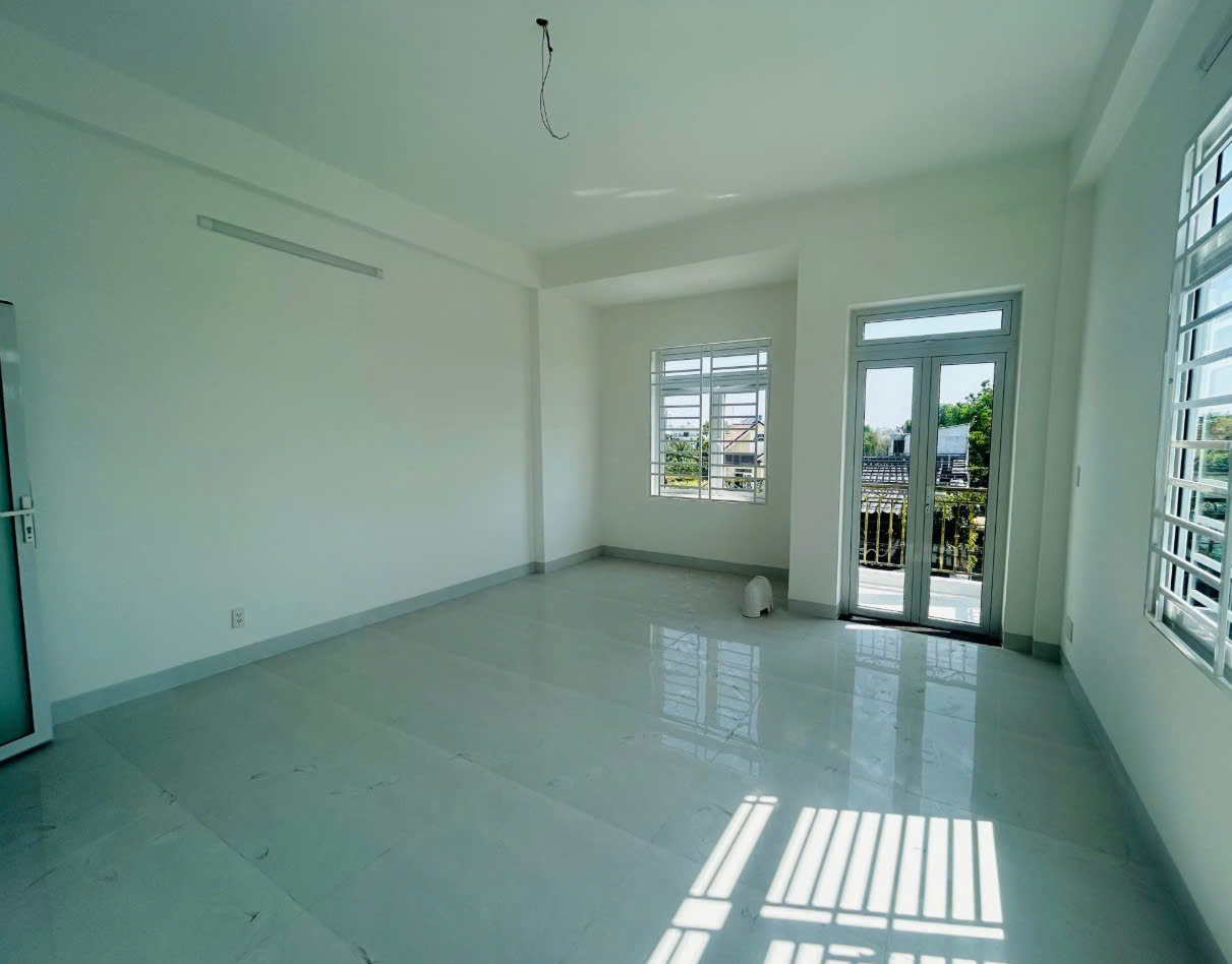 Cho thuê Nhà mặt tiền Phường Tăng Nhơn Phú B, Quận 9, Diện tích 175m², Giá 40 Triệu/tháng 2