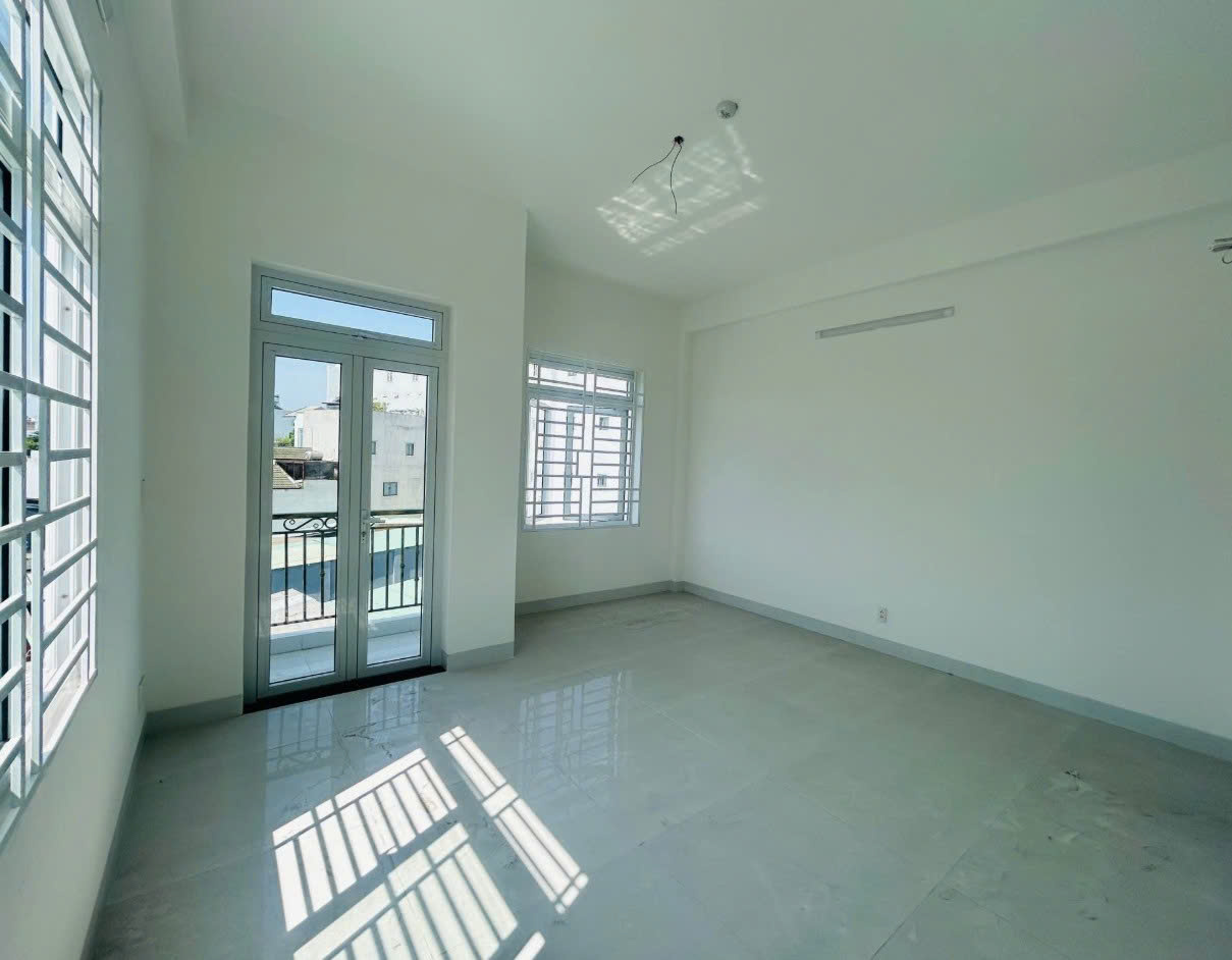 Cho thuê Nhà mặt tiền Phường Tăng Nhơn Phú B, Quận 9, Diện tích 175m², Giá 40 Triệu/tháng 3