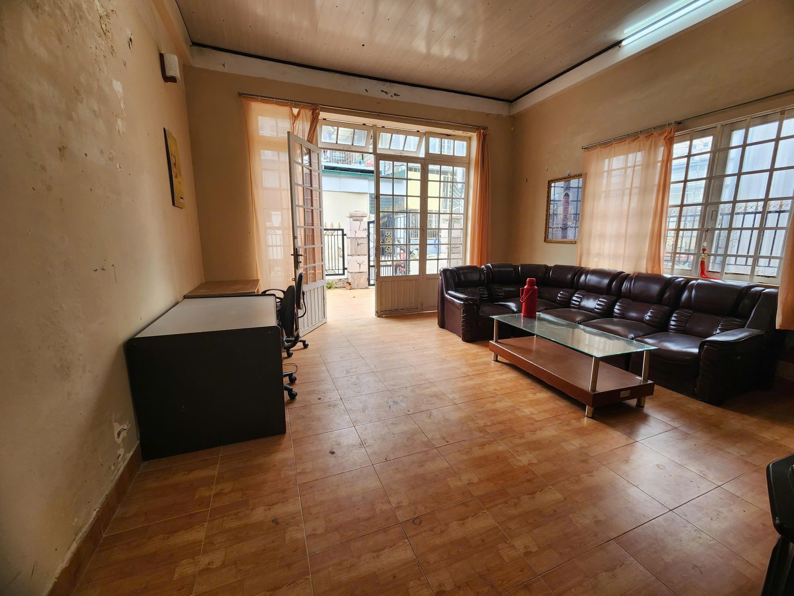 Cho thuê nhà 3 phòng nguyễn hữu cảnh phường 8 đà lạt 6 triệu/tháng 2