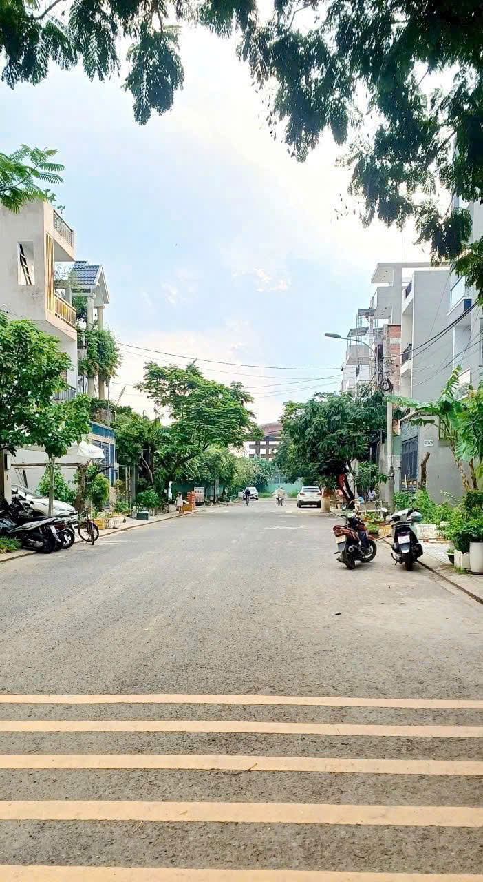 Cần bán Nhà ở, nhà cấp 4, nhà hẻm Phường Phước Bình, Quận 9, Diện tích 62m², Giá 8.5 Tỷ