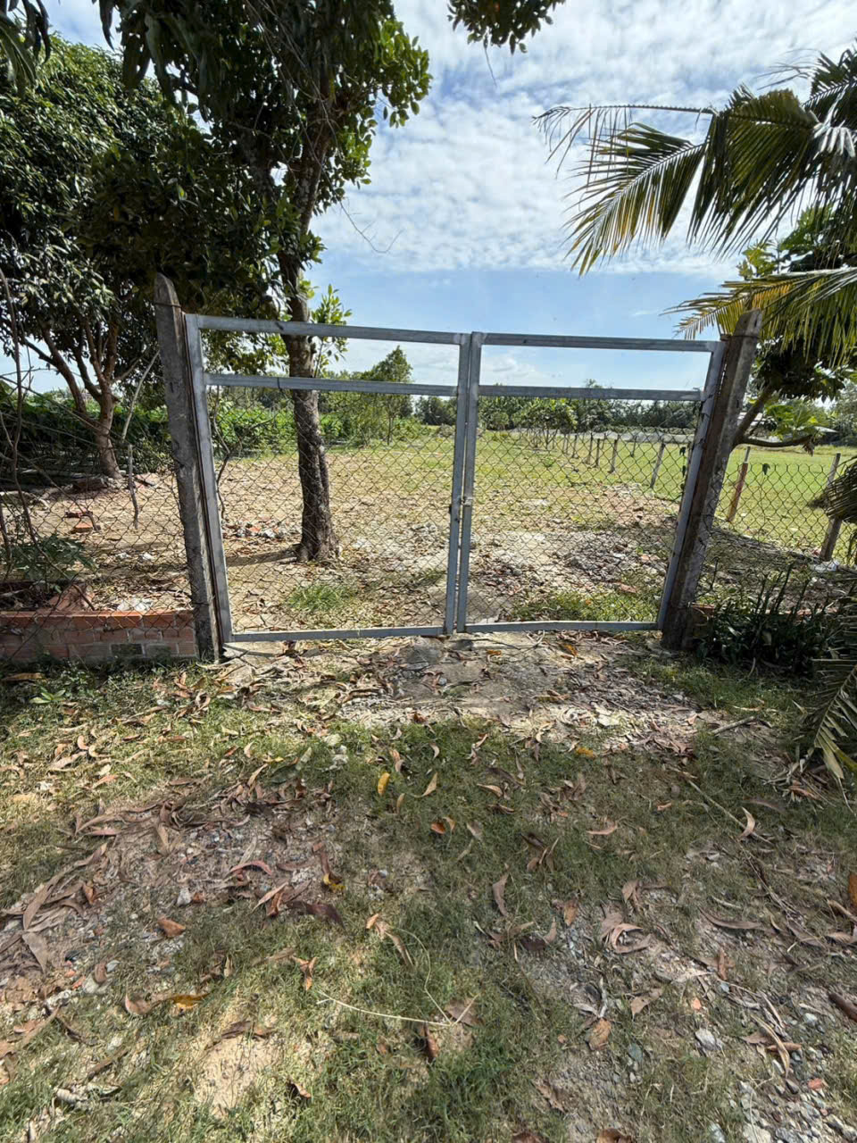 Bán đất mặt tiền đường An Thuận, xã Hiệp Hòa dt 420m2 full thổ giá 1,75 tỷ