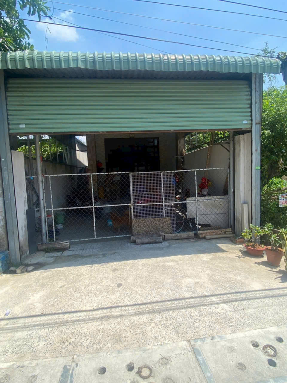 Bán nhà cấp 4 hẻm Lê Thị Bay , Tân Thạnh Đông dt 140m2 ,2pn,2wc giá 2,55 tỷ