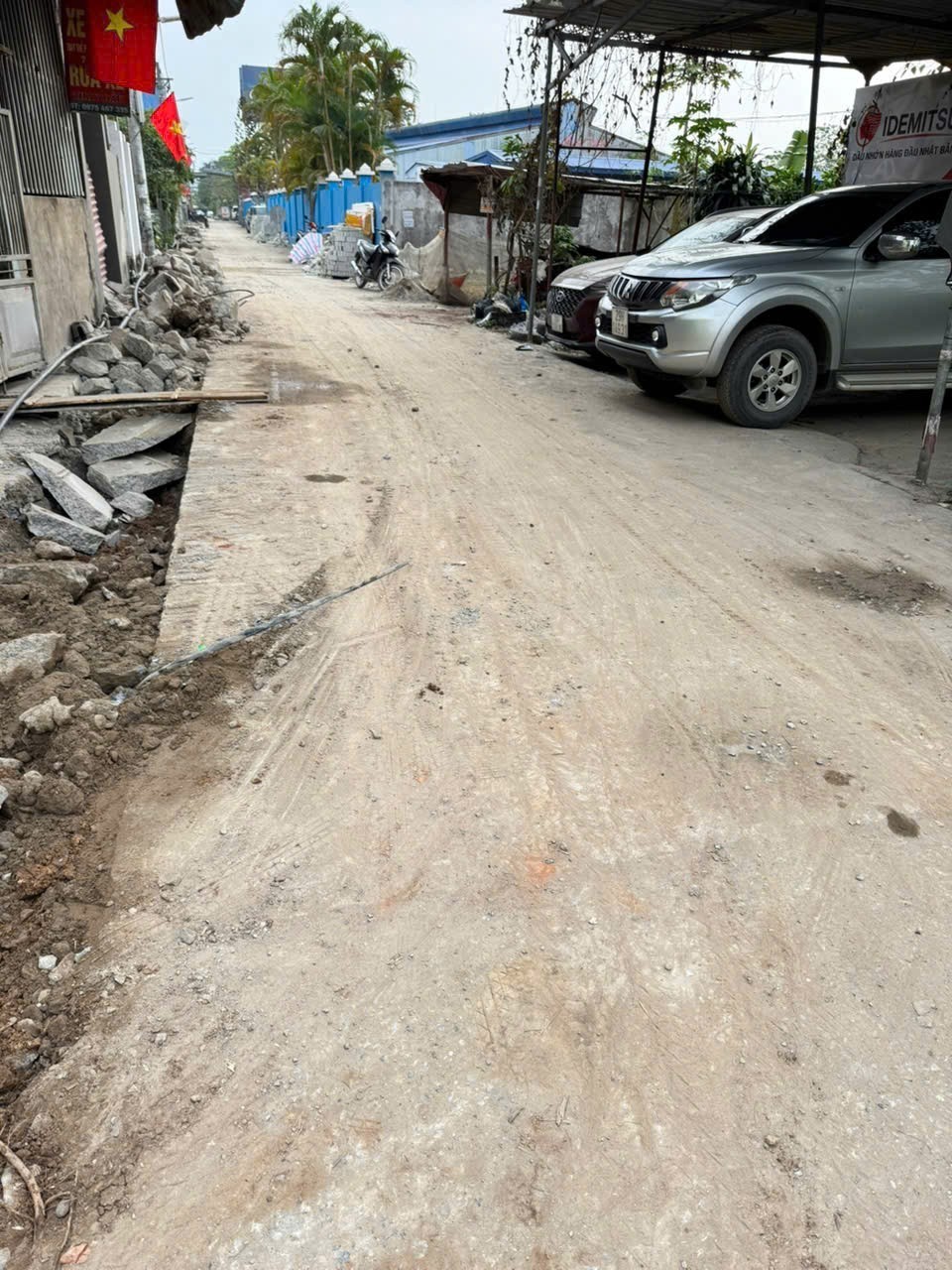 Chủ cần bán gấp mảnh đất thôn Đồng - tổ 8, Quang Minh, Mê Linh. Sát siêu thị Melinhplaz 2