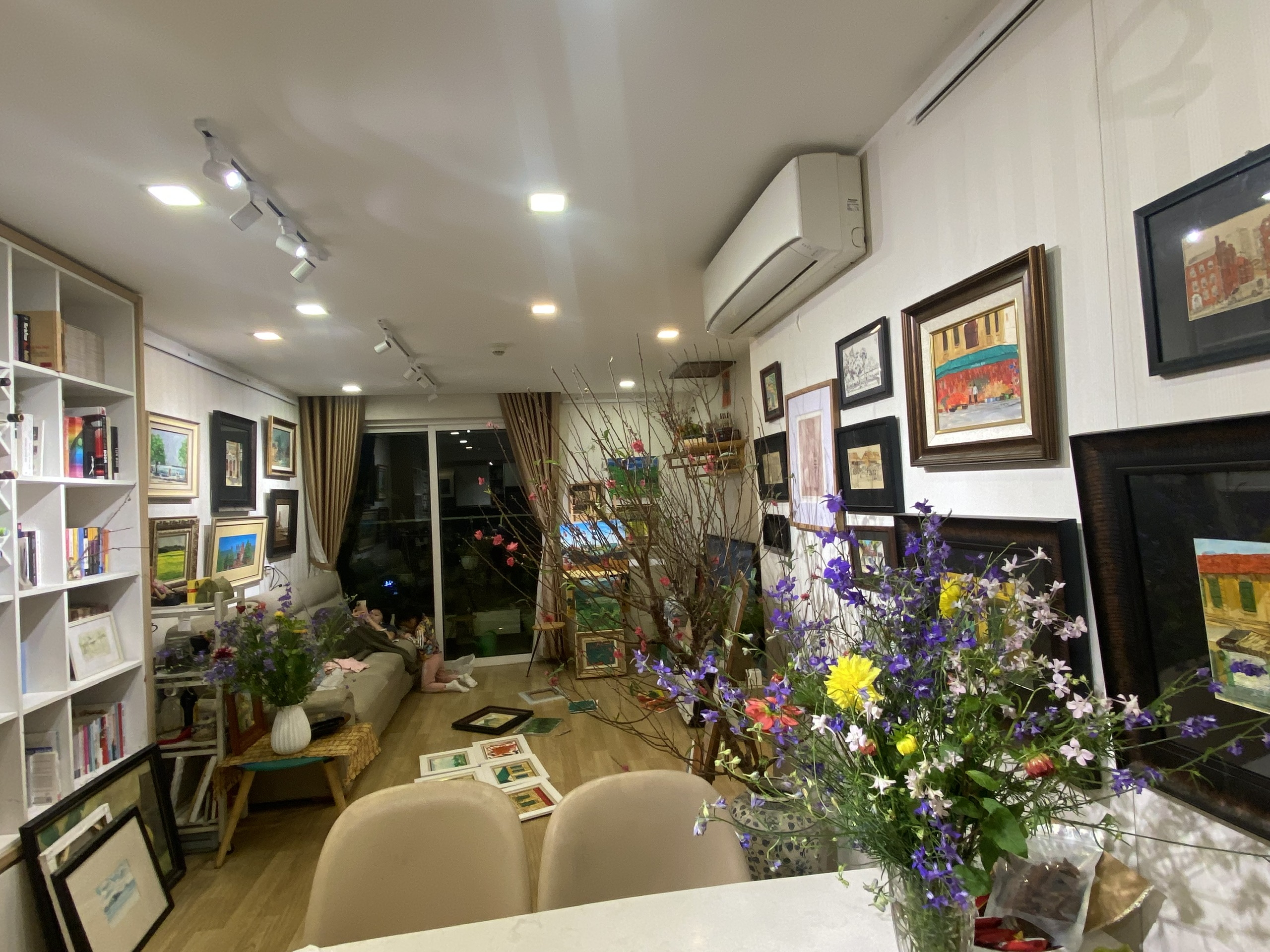 Bán căn hộ Seasons Avenue 3PN-100m2, SHLD full đồ giá 9 tỷ