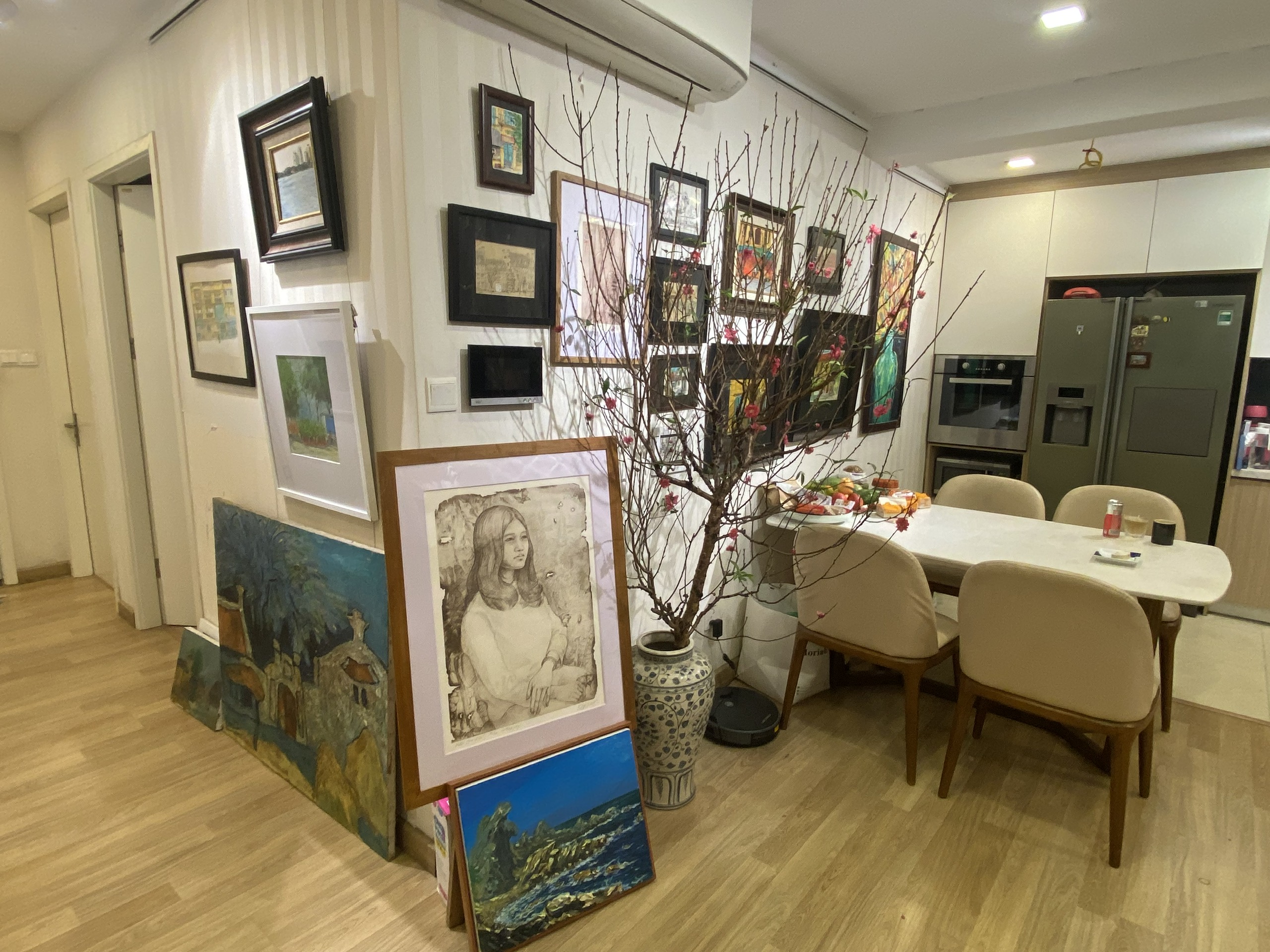 Bán căn hộ Seasons Avenue 3PN-100m2, SHLD full đồ giá 9 tỷ 3