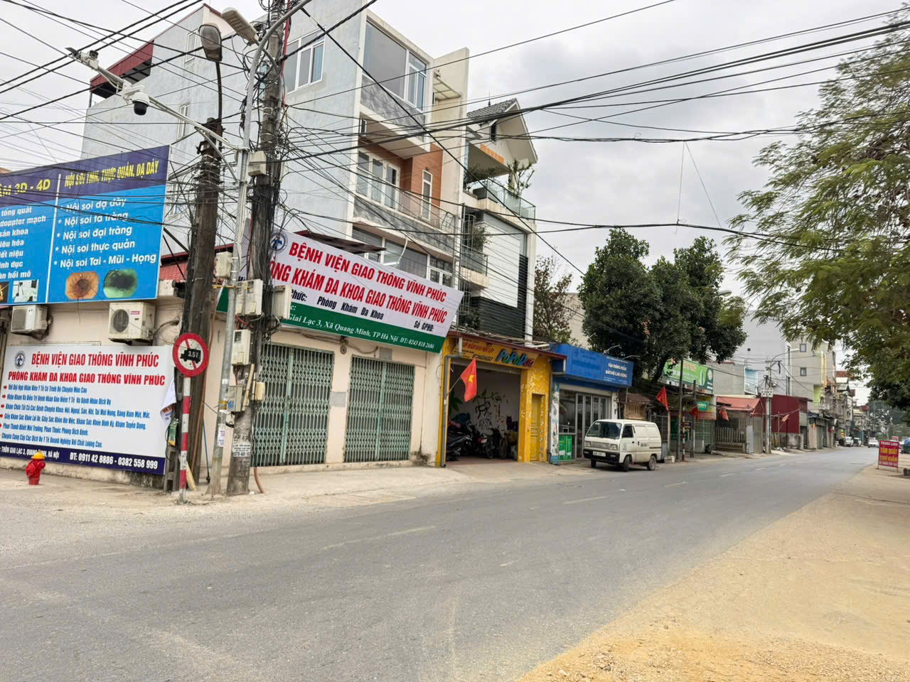 Bánh nhanh căn nhà 3 tầng tổ 3, Quang Minh. Giáp khu công nghiệp. Đường rộng, oto đỗ 3