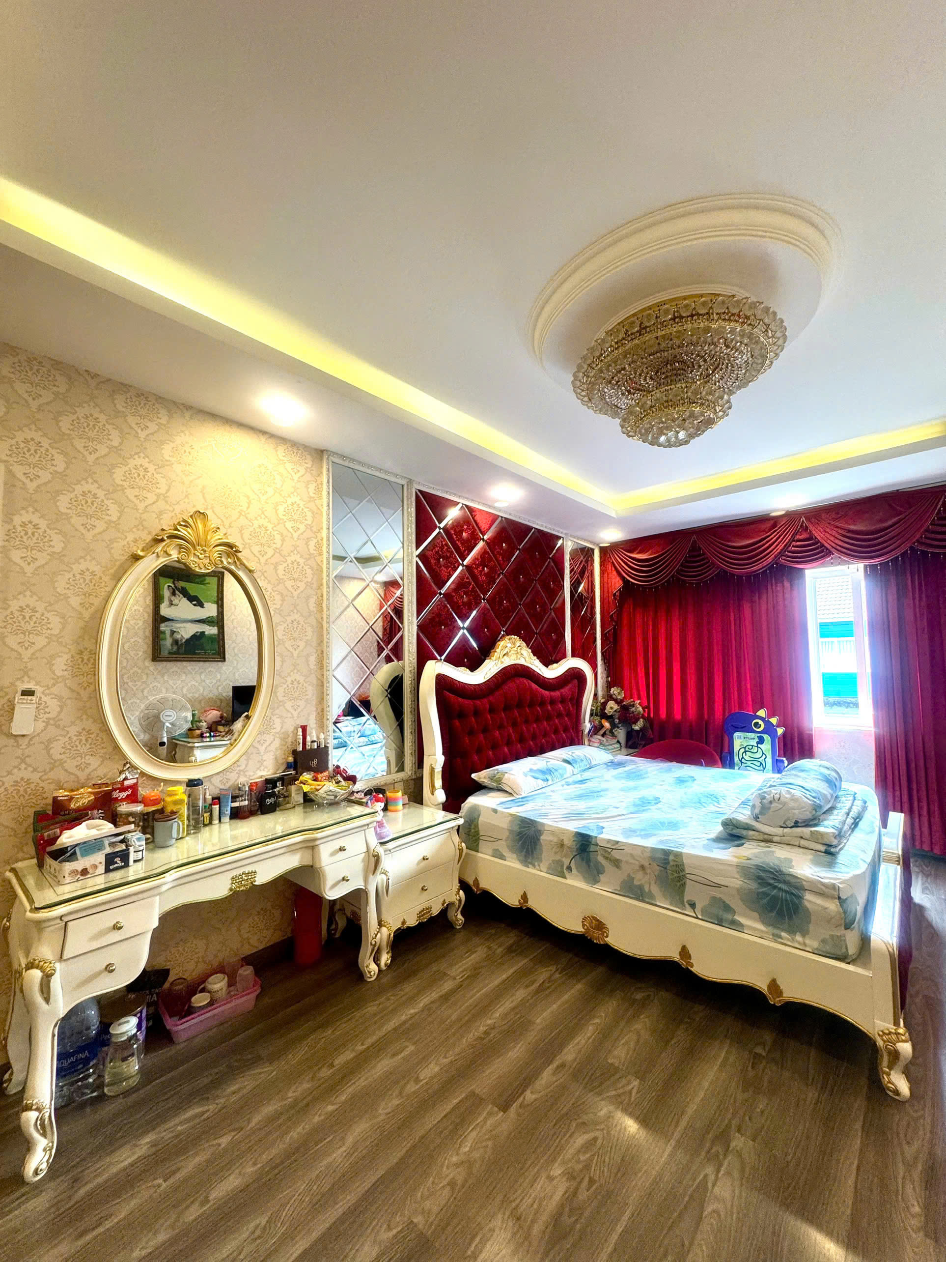 Cần bán Nhà mặt tiền Phường Phú Hữu, Quận 9, Diện tích 75m², Giá 11.5 Tỷ 7