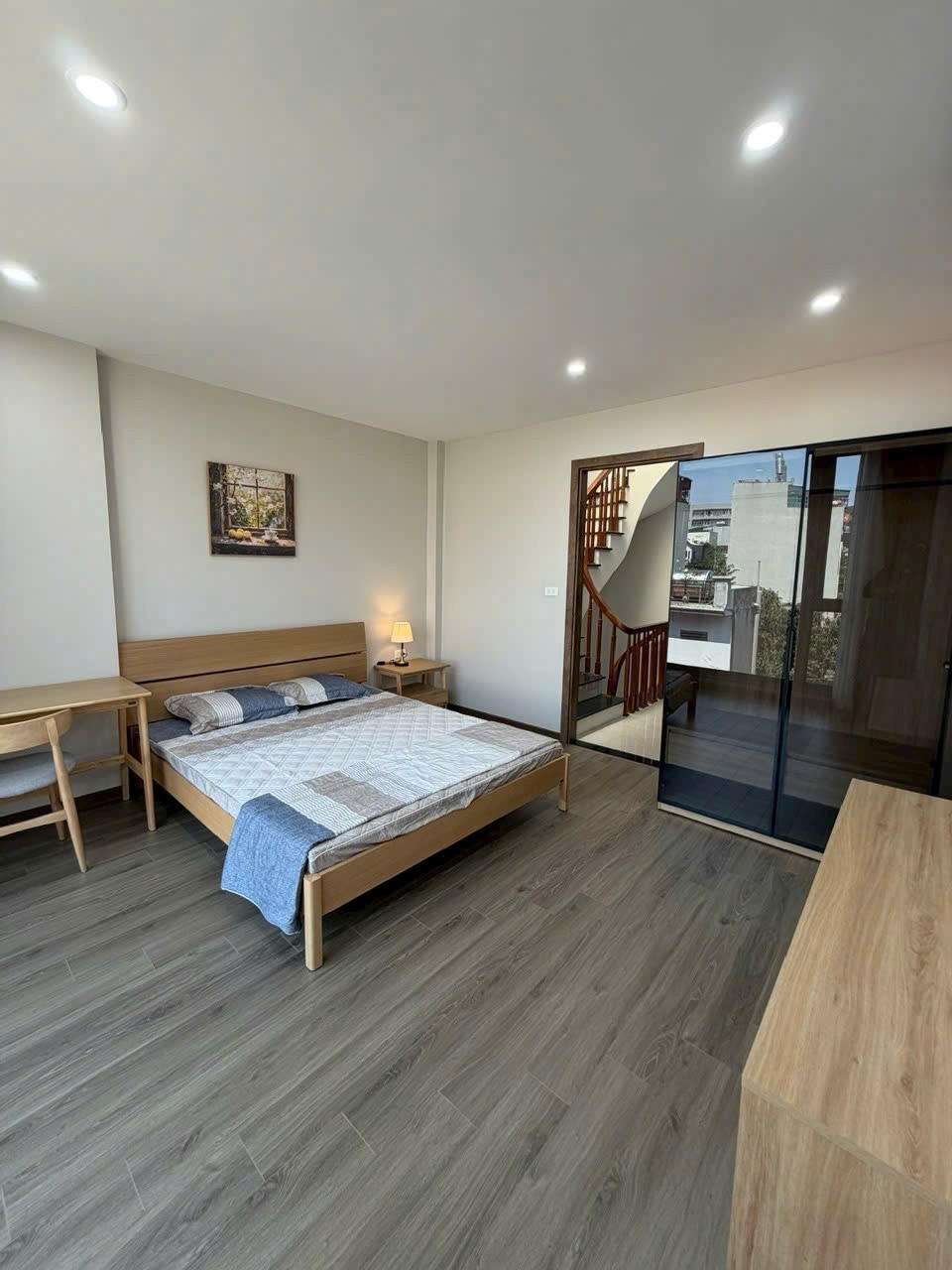 BÁN NHÀ DÂN XÂY RẤT CHẮC CHẮN VÀ HIỆN ĐẠI TẠI PHỐ LỆ MẬT, PHƯỜNG VIỆT HƯNG, LONG BIÊN 2