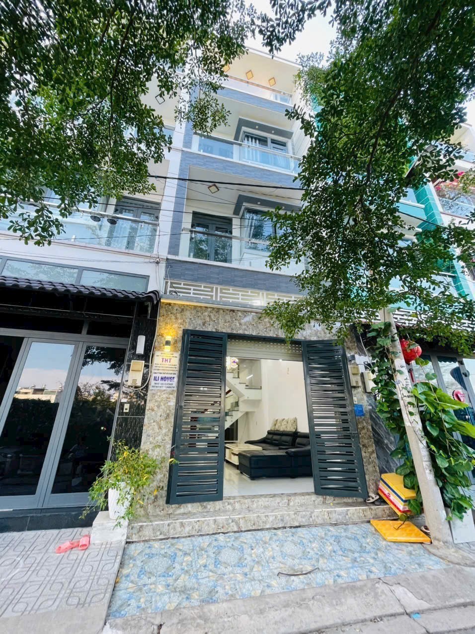 NHÀ DÂN TRÍ CAO - 4 TẦNG HẺM XE HƠI THÔNG - CẠNH PHÚ MỸ HƯNG, HƠN 6 TỶ