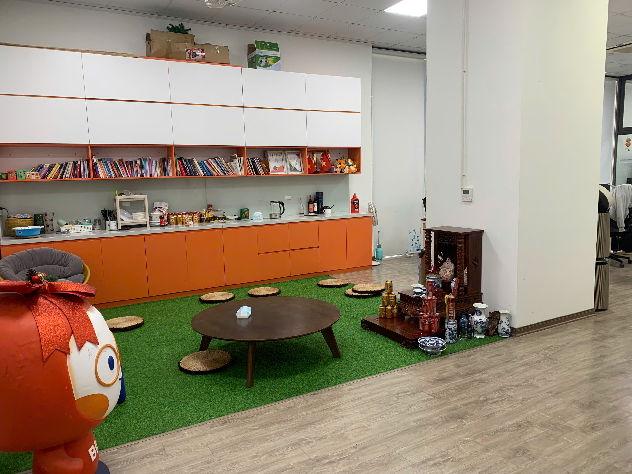 Cho thuê văn phòng Golden Palace 203m2, full đồ, giá tốt bao phí 2