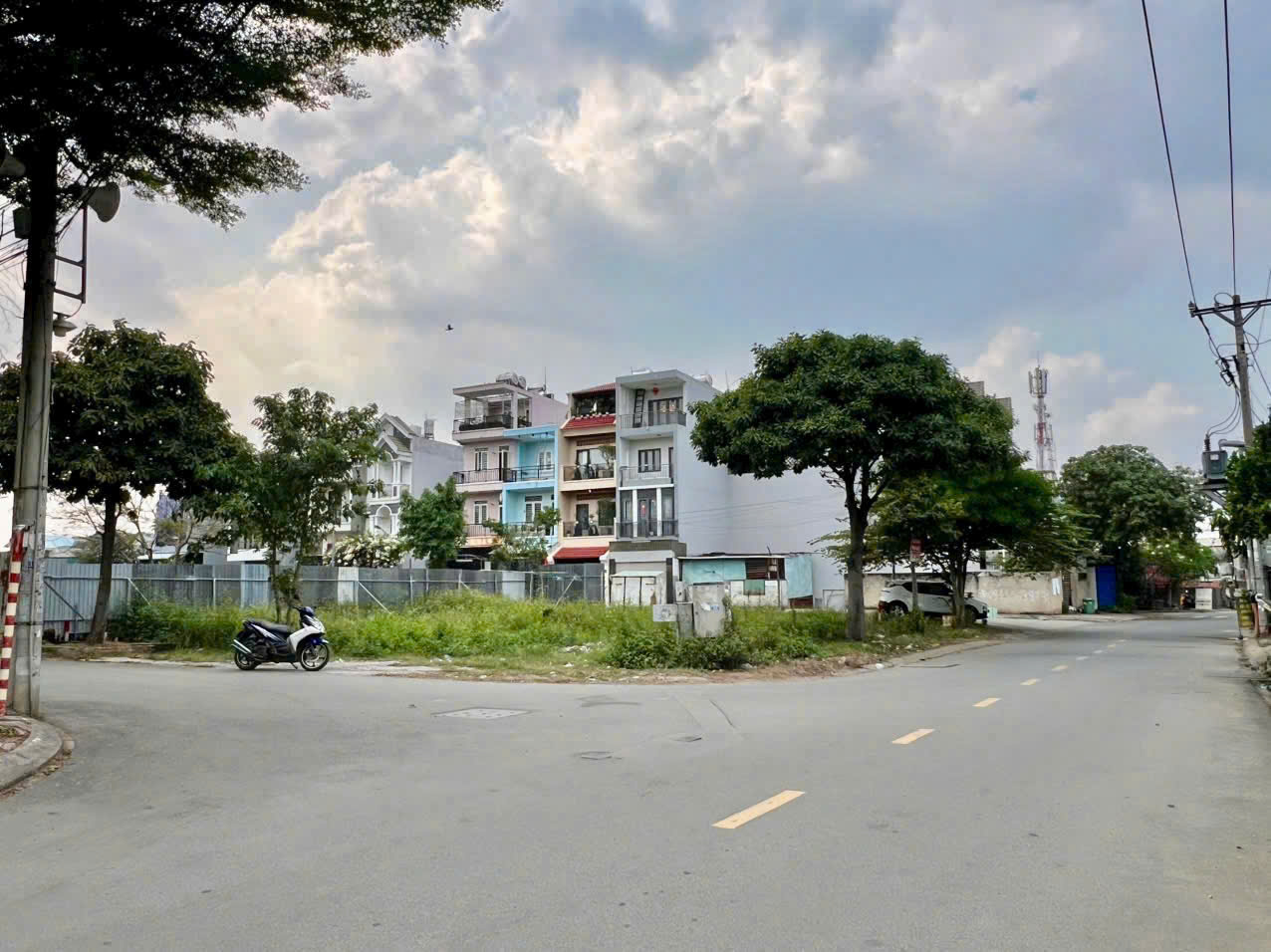 Cần bán Đất Phường Phú Hữu, Quận 9, Diện tích 572m², Giá 028 Tỷ 3