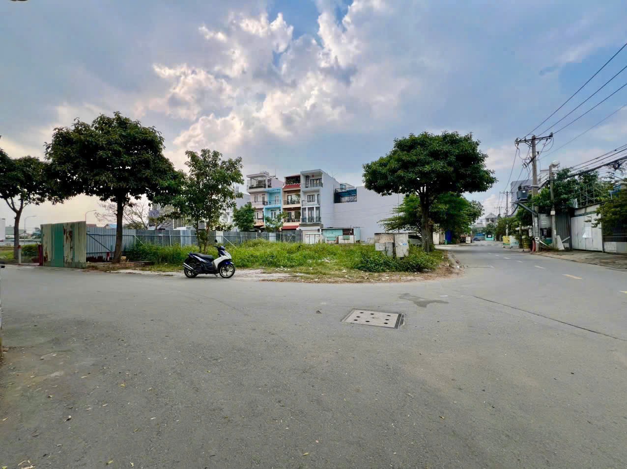 Cần bán Đất Phường Phú Hữu, Quận 9, Diện tích 572m², Giá 028 Tỷ 2