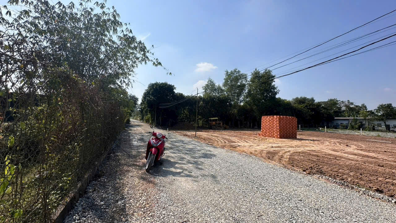 Bán nền thổ cư đường đá xanh xã Tân An Hội dt 100m2 giá 1,65 tỷ 4