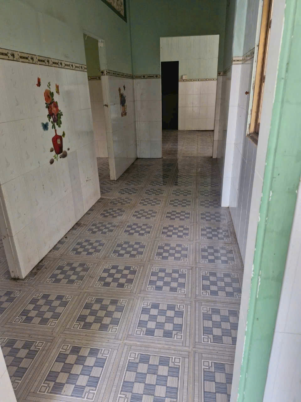 Bán nhà mt liên xã Long Định - Long Cang, xã Long Định,dt 300m2 full thổ 2pn 2wc giá 3 tỷ 6