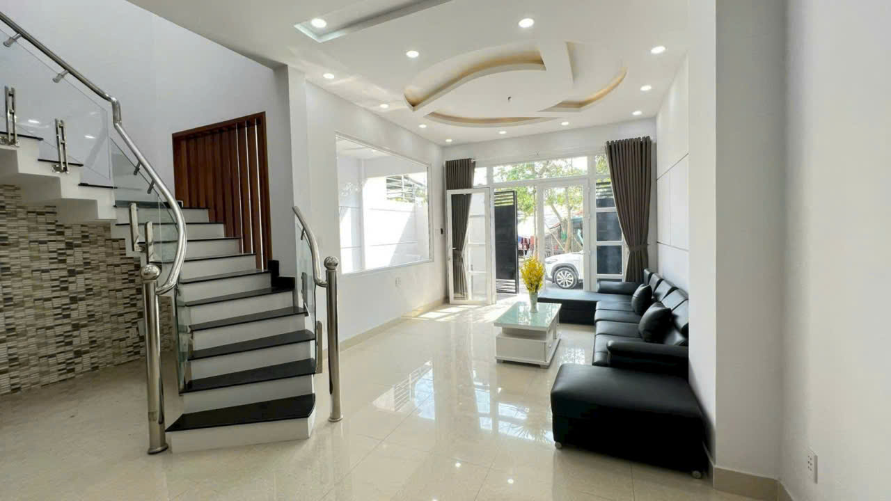 Bán nhà đẹp xã Phú Hòa Đông dt 83m2 1 lầu,2pn,2wc giá 2,6 tỷ 4