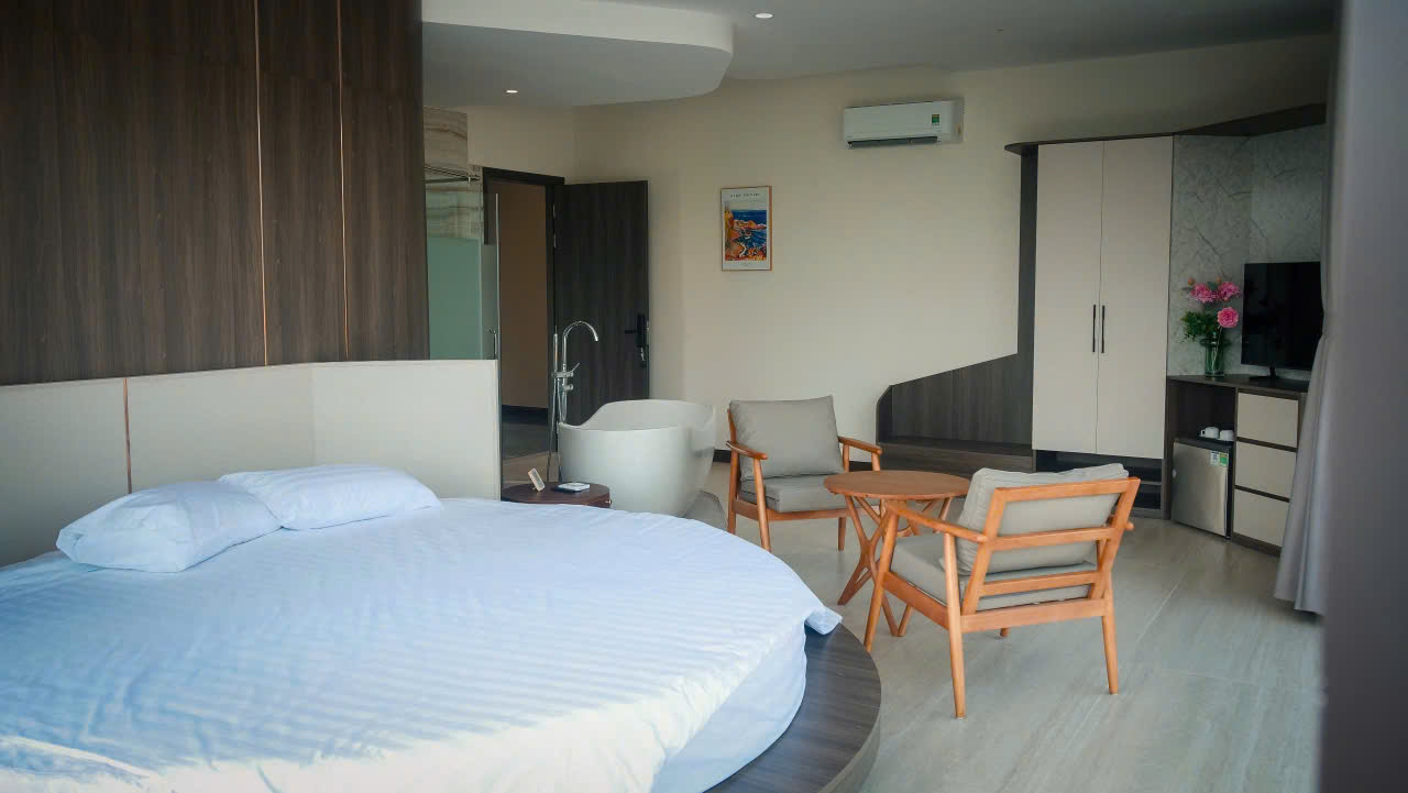 Cho thuê Biệt thự Quận 9, Hồ Chí Minh, Diện tích 1400m², Giá Thương lượng 33