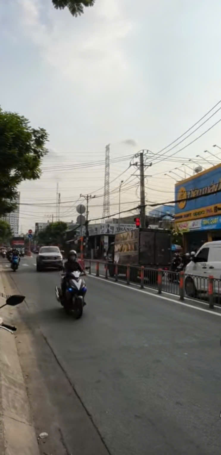 MẶT TIỀN DƯƠNG THỊ MƯỜI – NGANG 8M – XÂY HẦM 8 TẦNG – DÒNG TIỀN 40TR 4