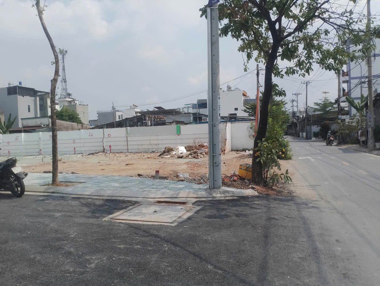 LÔ GÓC (9x14) – GIÁ 7,5 TỶ – GIÁP CÔNG VIÊN 150HA THẠNH XUÂN 4