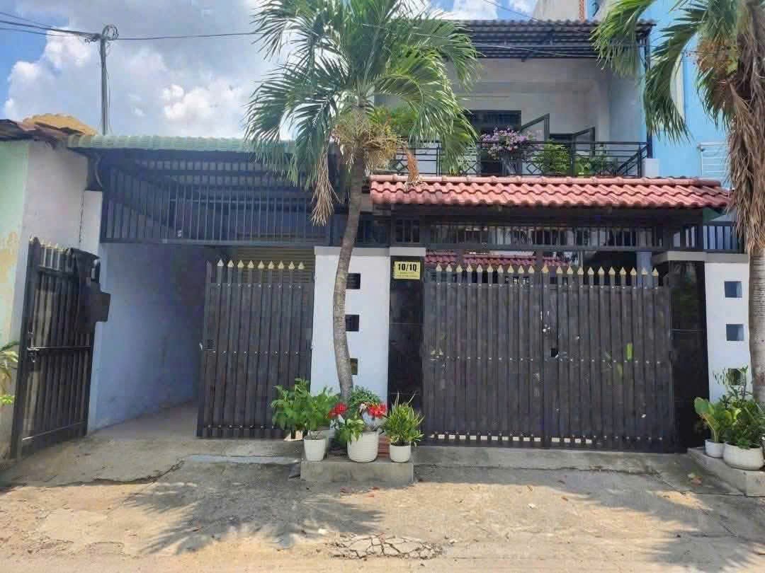 NHÀ (8x20) – HẺM 6M THÔNG TÔ KÝ – GẦN CHỢ BA BẦU – CÓ KHO RIÊNG