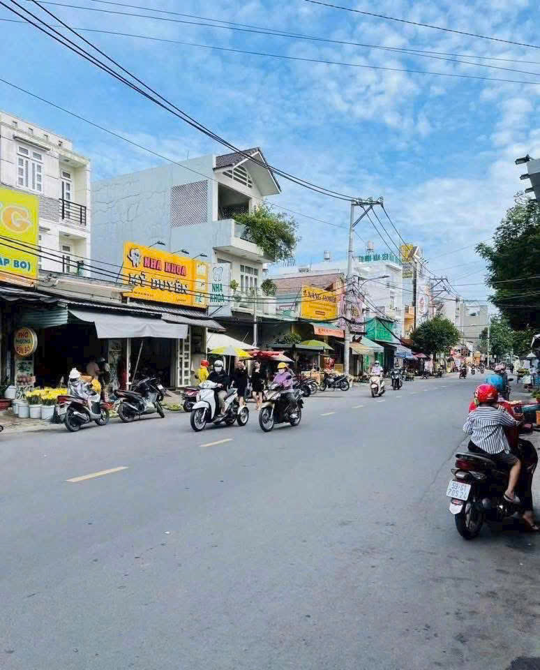 NHÀ C4 MẶT TIỀN (5.1X25) TRẦN THỊ CỜ – NGAY CHỢ – KINH DOANH CỰC SUNG 3