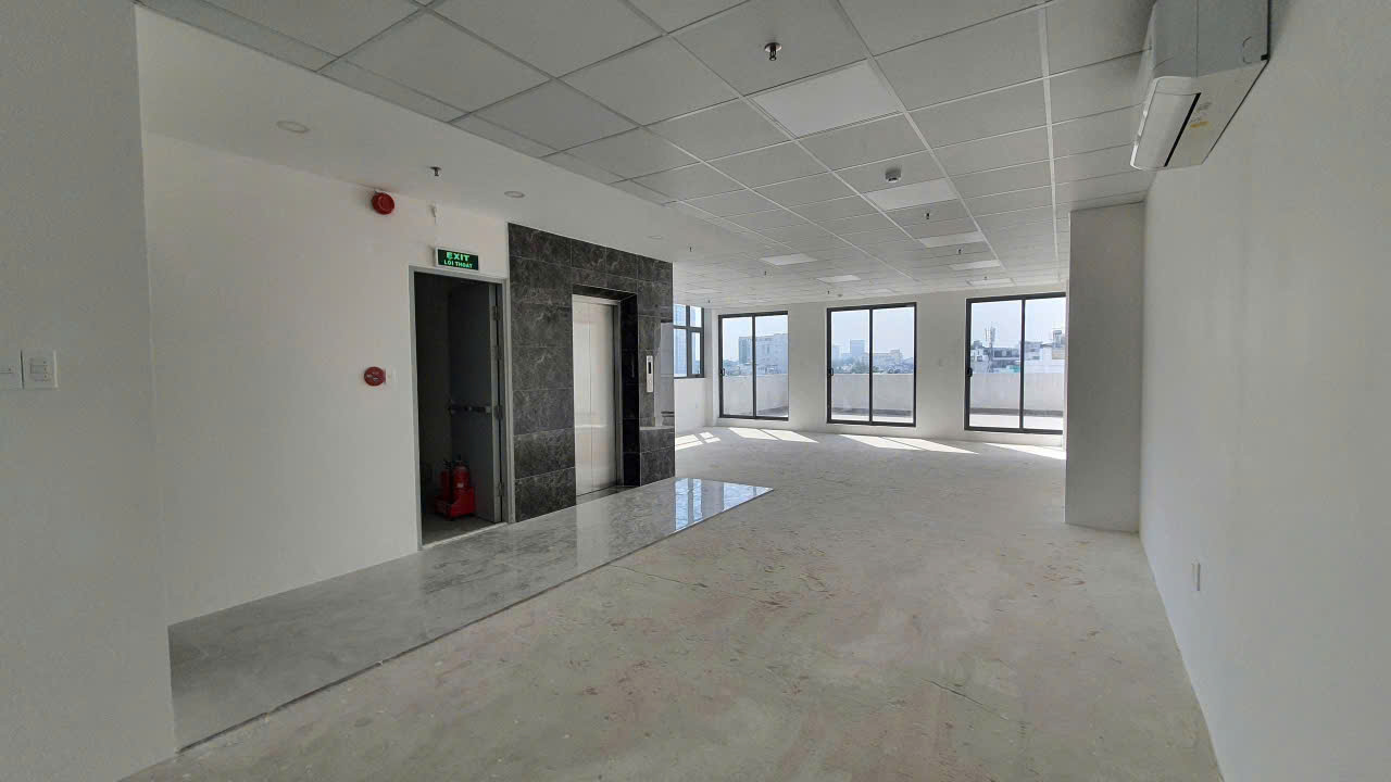 Cho thuê Văn phòng Tân Bình, Hồ Chí Minh, Diện tích 1100m², Giá 300 Triệu/tháng 8