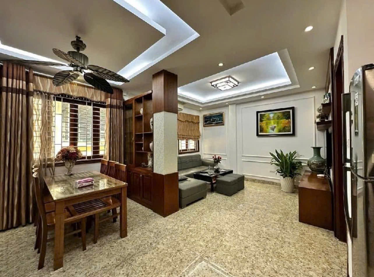 TÂY SƠN 83m – Ô TÔ THÔNG – BÁN ĐẤT TẶNG NHÀ – TRUNG TÂM ĐỐNG ĐA