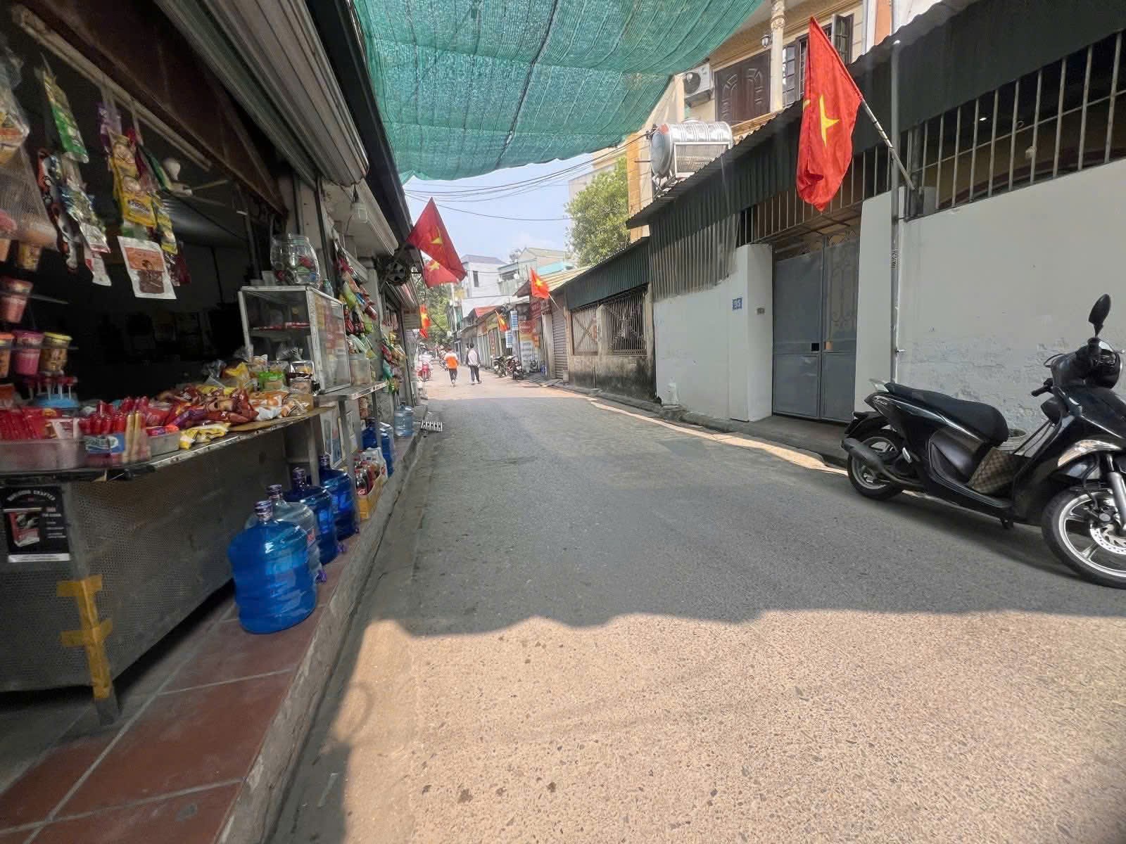 BÁN NHÀ LONG BIÊN MẶT NGÕ KINH DOANH - GARA 2 OTO - NHÀ DÂN XÂY - GIÁ ĐẦU TƯ