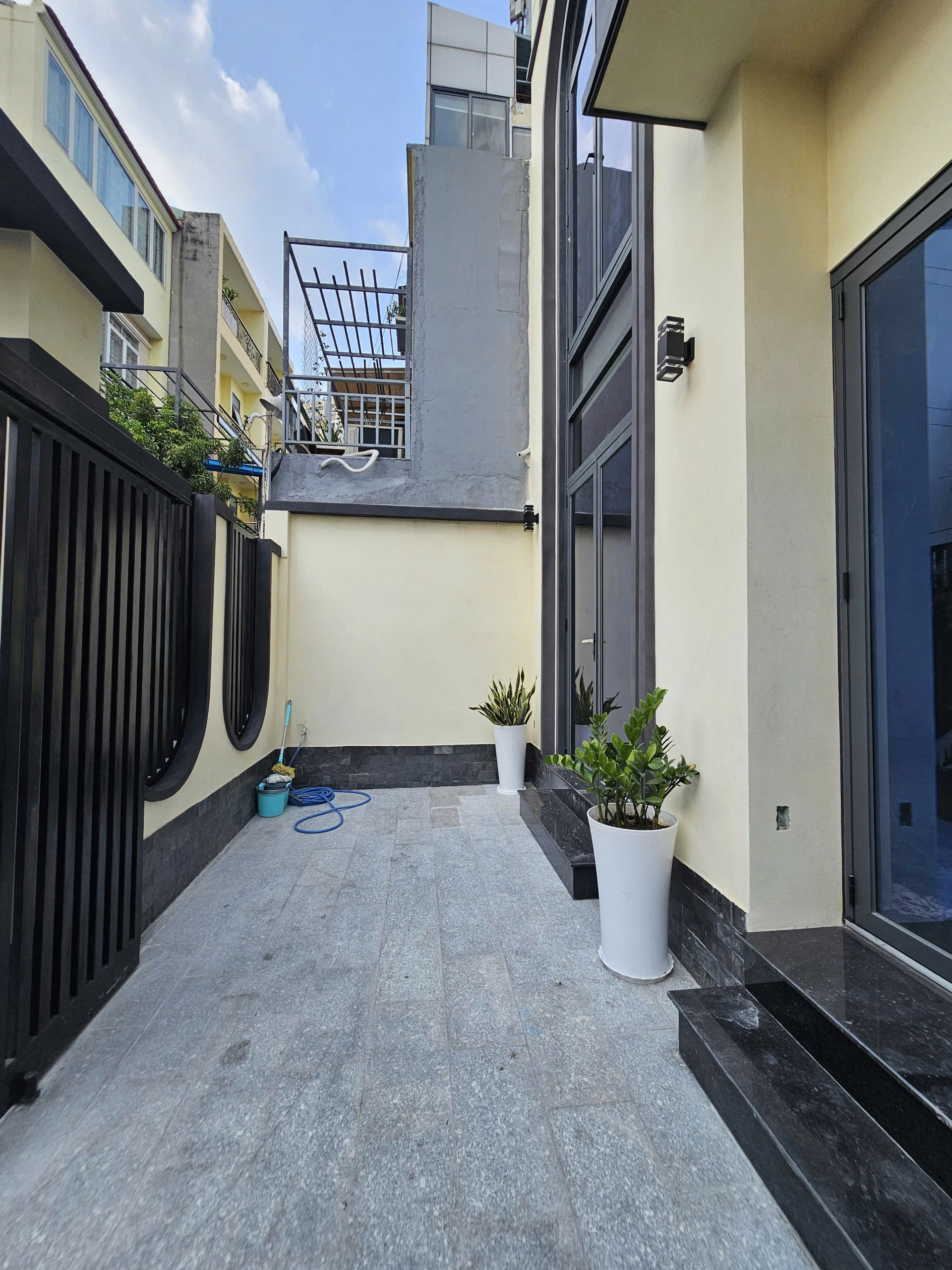 Cần bán Nhà mặt tiền Phường Thảo Điền, Quận 2, Diện tích 102m², Giá 17.8 Tỷ 3