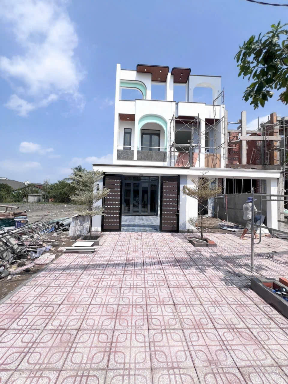 Bán 6 căn nhà xây đồng bộ mt đường Lê Thị Ty, Long Thượng dt 144m2 1 lầu,3pn,2wc giá 3,45 tỷ/căn 7