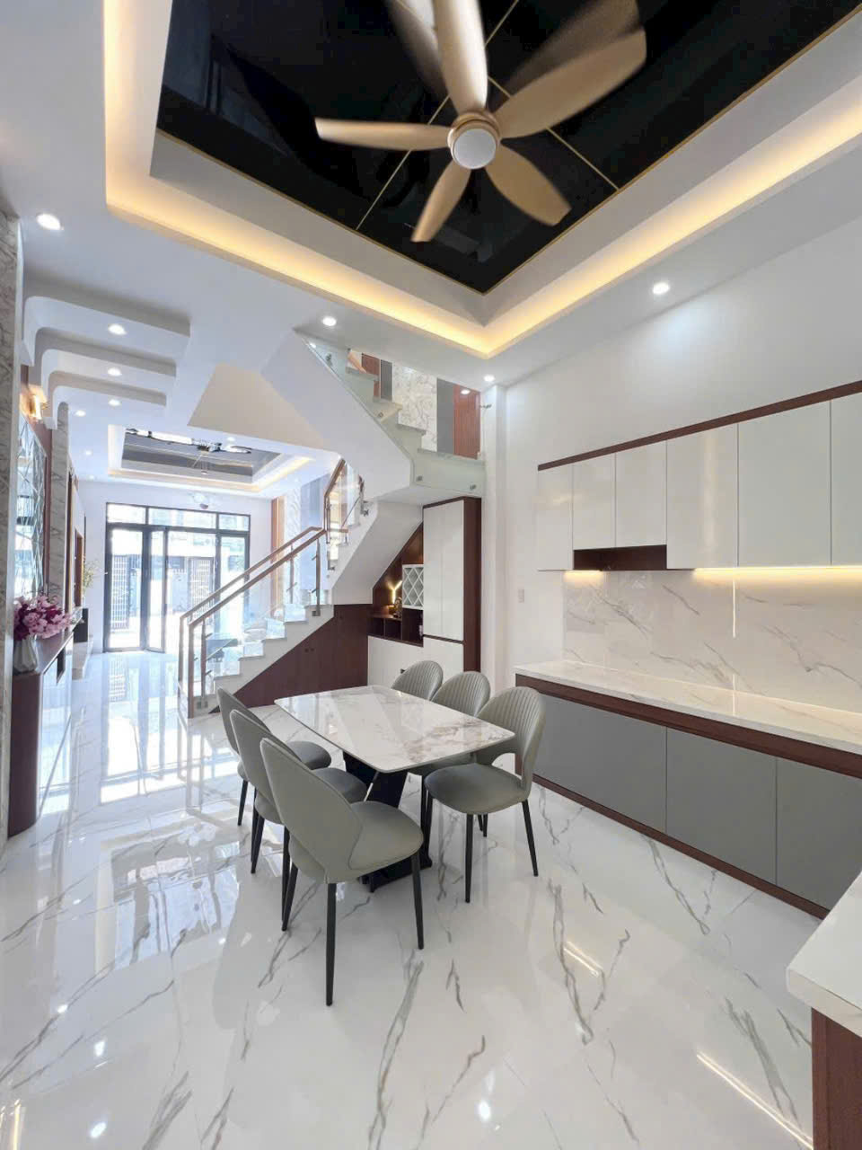 Bán 6 căn nhà xây đồng bộ mt đường Lê Thị Ty, Long Thượng dt 144m2 1 lầu,3pn,2wc giá 3,45 tỷ/căn 8