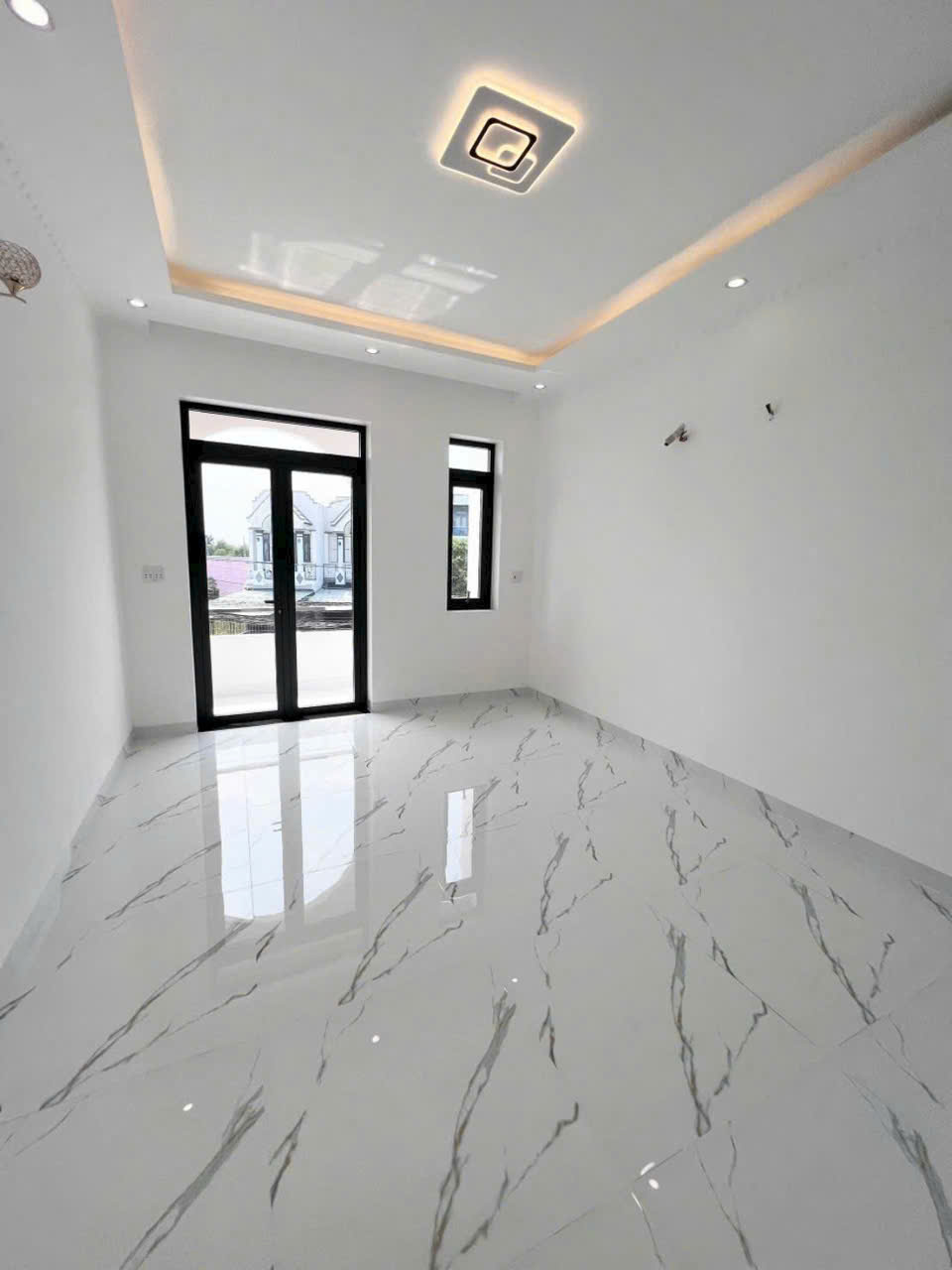 Bán 6 căn nhà xây đồng bộ mt đường Lê Thị Ty, Long Thượng dt 144m2 1 lầu,3pn,2wc giá 3,45 tỷ/căn 13