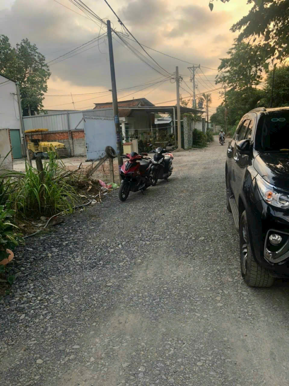 Bán đất 2 mặt tiền xã Tân Thạnh Đông dt 100m2 full thổ giá 1,95 tỷ 3