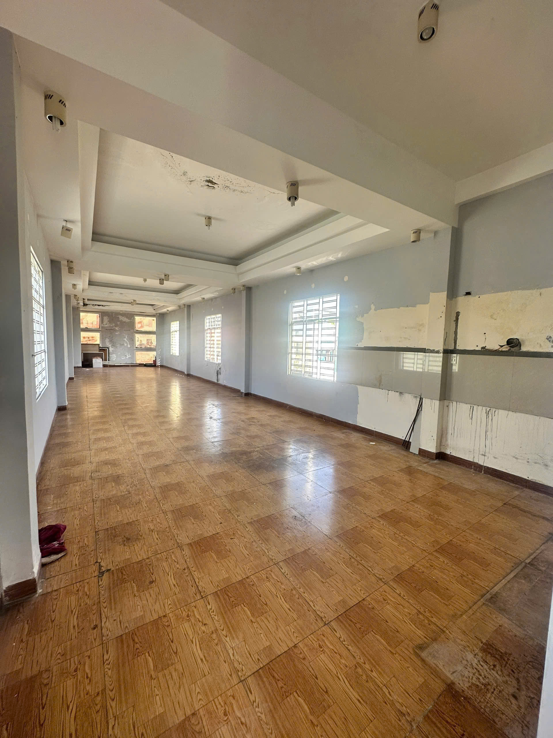 MẶT PHỐ - KINH DOANH QUẬN HẢI CHÂU - TP ĐÀ NẴNG CẦN BÁN GẤP 4