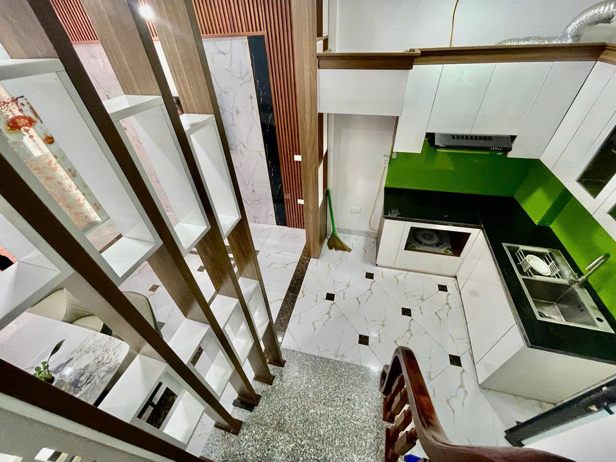 BÁN NHÀ 5 TẦNG MỚI PHÚC LỢI - LONG BIÊN CHỈ NHỈNH 5 TỶ 3