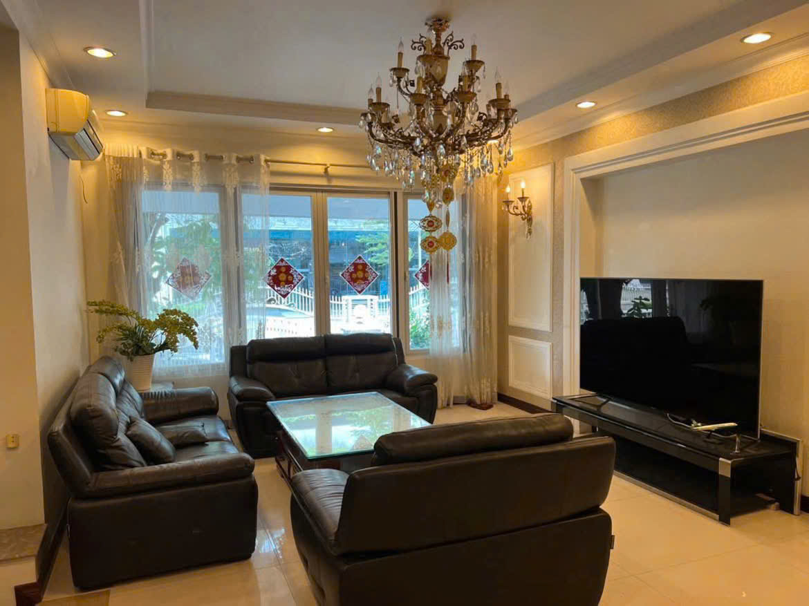 Cho thuê Biệt thự Bình Thạnh, Hồ Chí Minh, Diện tích 160m², Giá 130 Triệu/tháng