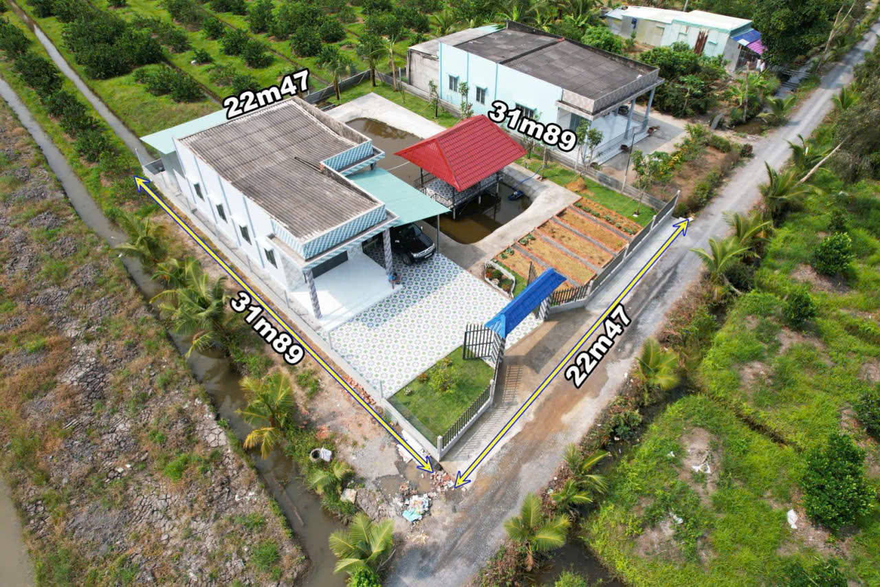 Bán nhà vườn thuỷ tạ xã Bình Đức tdt 709m2 có 2pn,1wc, sân oto giá 1,9 tỷ 4