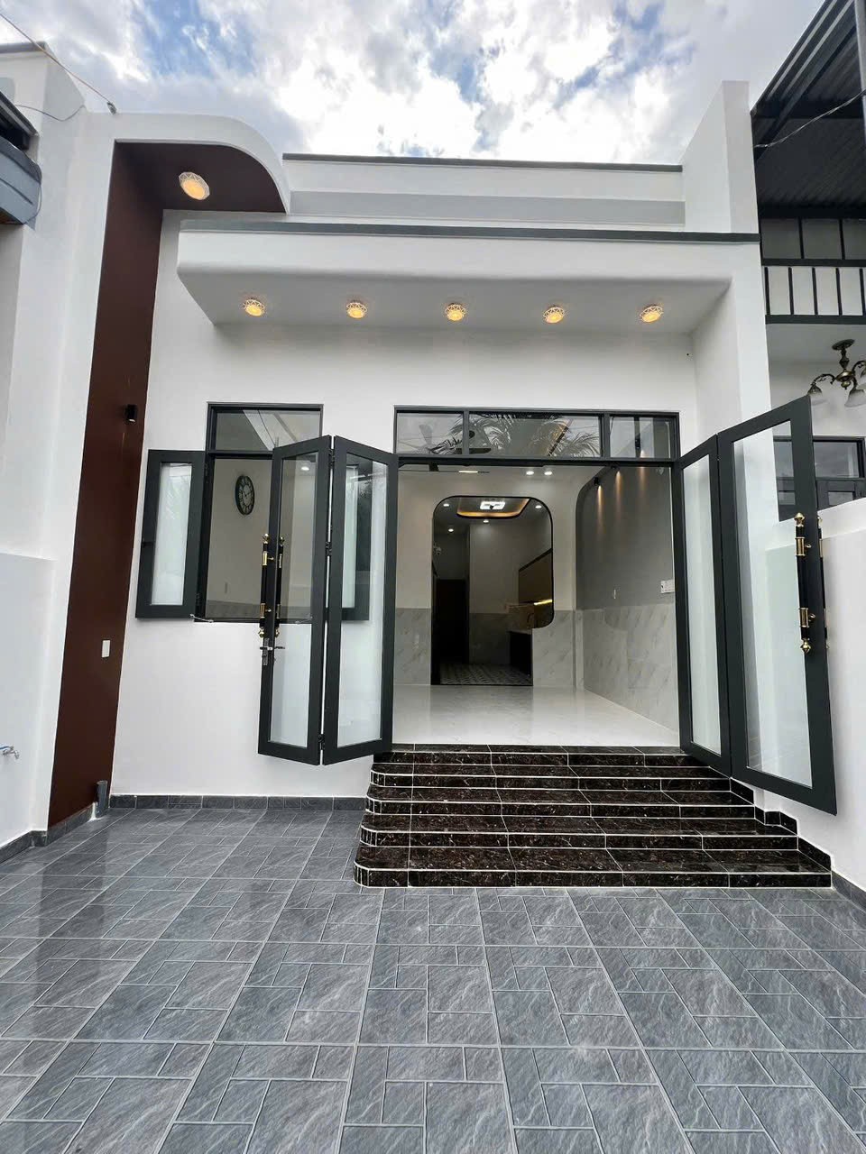 Bán nhà thôn Nam 2, Diên Điền, Khánh Hoà. Cách Quảng Trường 2-4 và chợ Đêm 13km