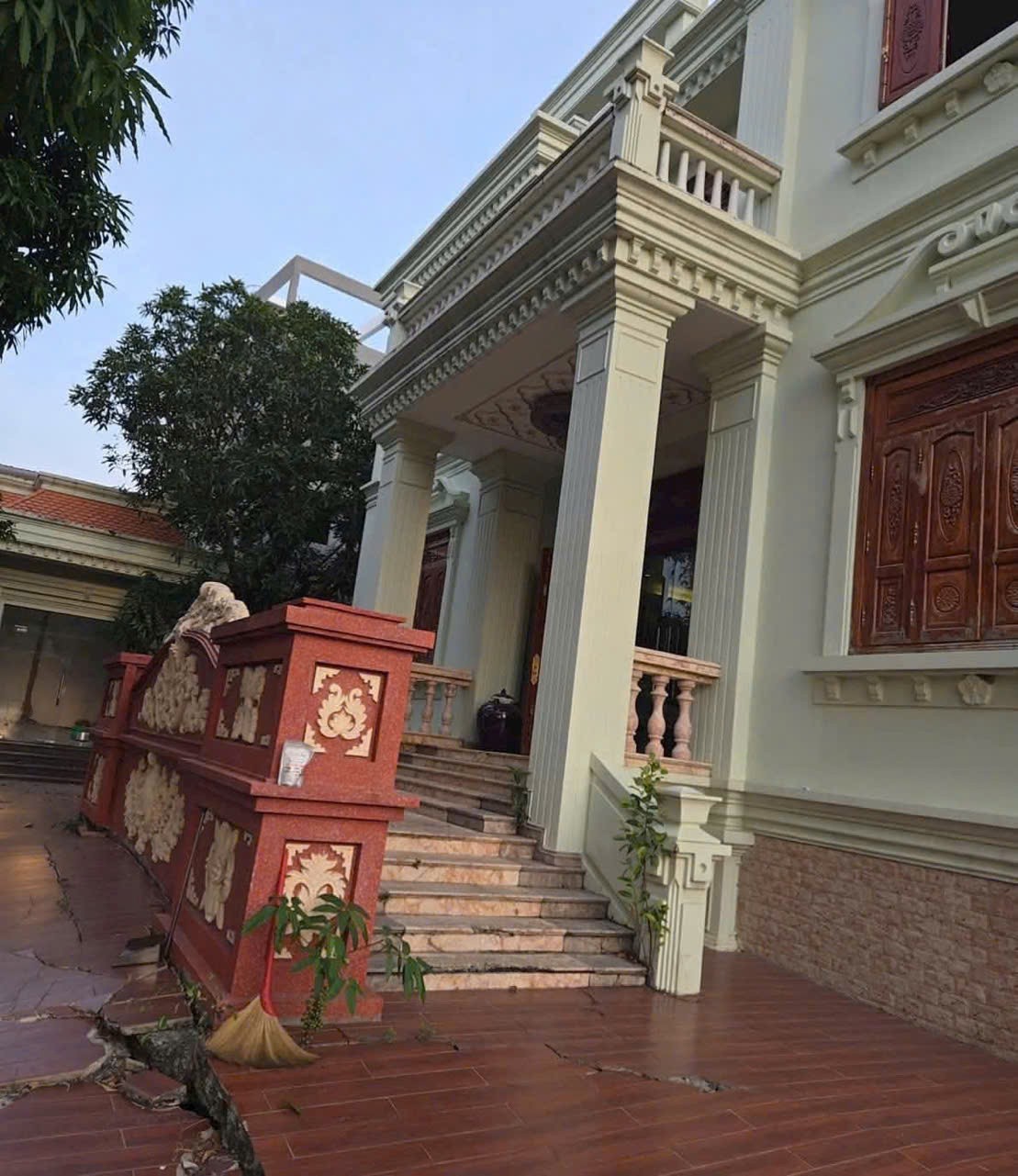 BIỆT THỰ SÂN VƯỜN THẠNH LỘC 37 – 732M² – 7PN – CHỈ 28.98 TỶ TL MẠNH 2