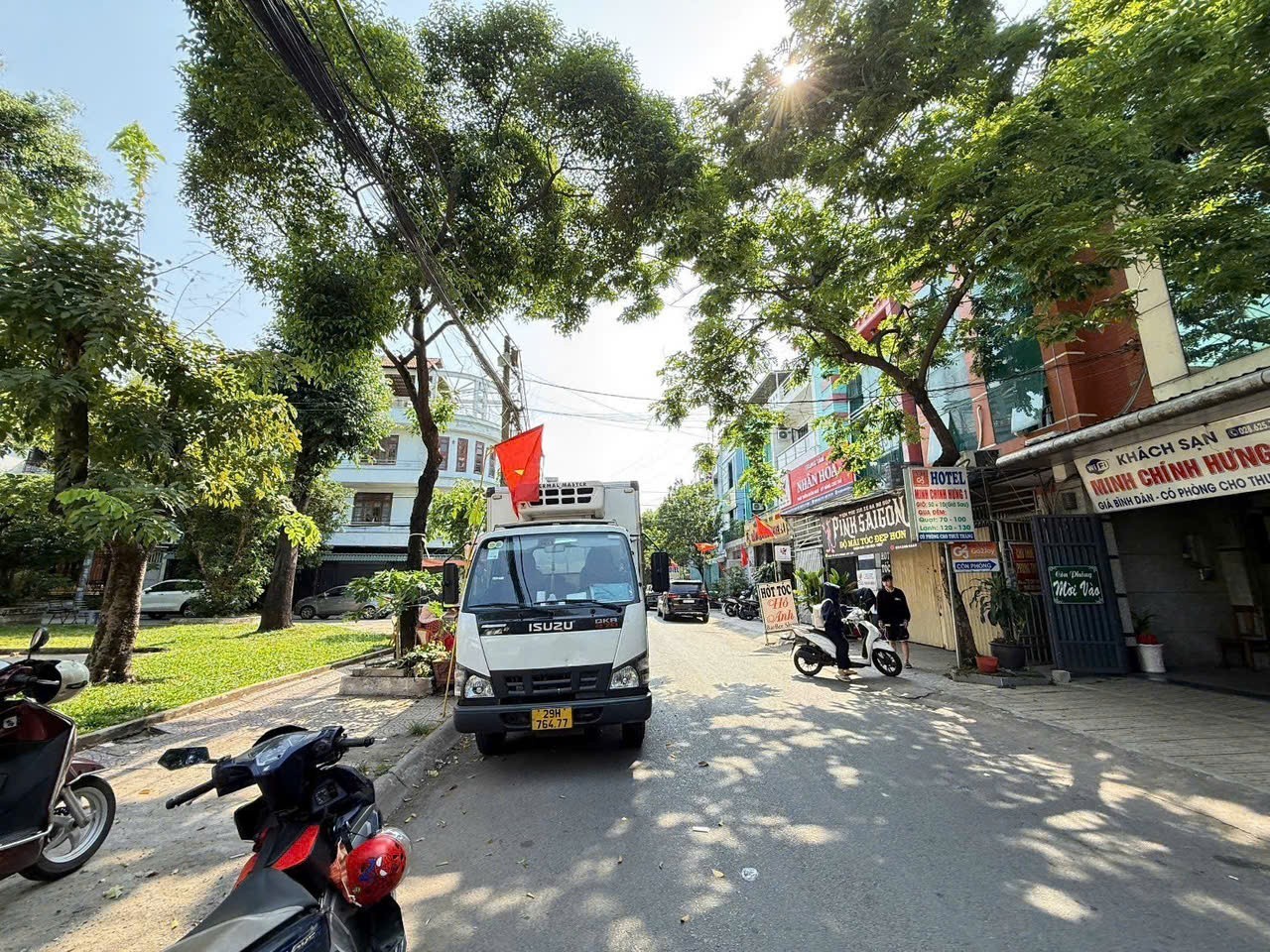 BIỆT THỰ MINI HẦM 3 LẦU – VIEW CV K82 – DÒNG TIỀN 25TR/THÁNG – CHỈ 12.5 TỶ 2