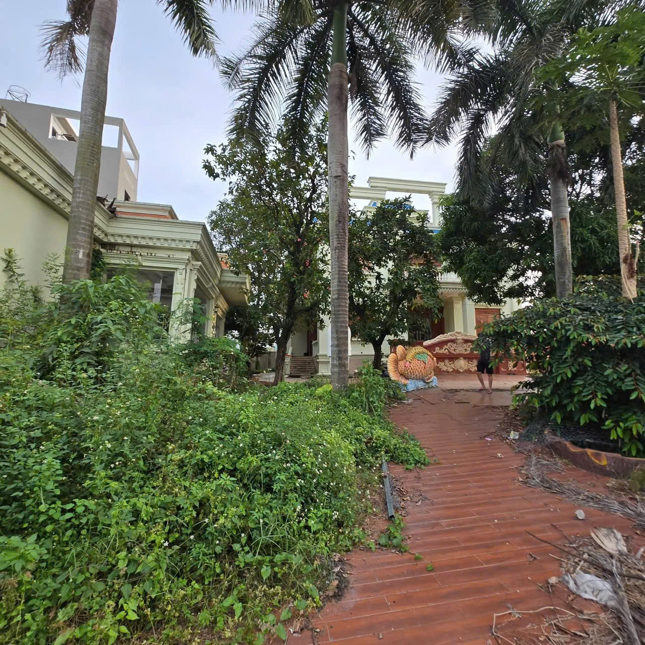 BIỆT THỰ SÂN VƯỜN THẠNH LỘC 37 – 732M² – 7PN – CHỈ 28.98 TỶ TL MẠNH 4