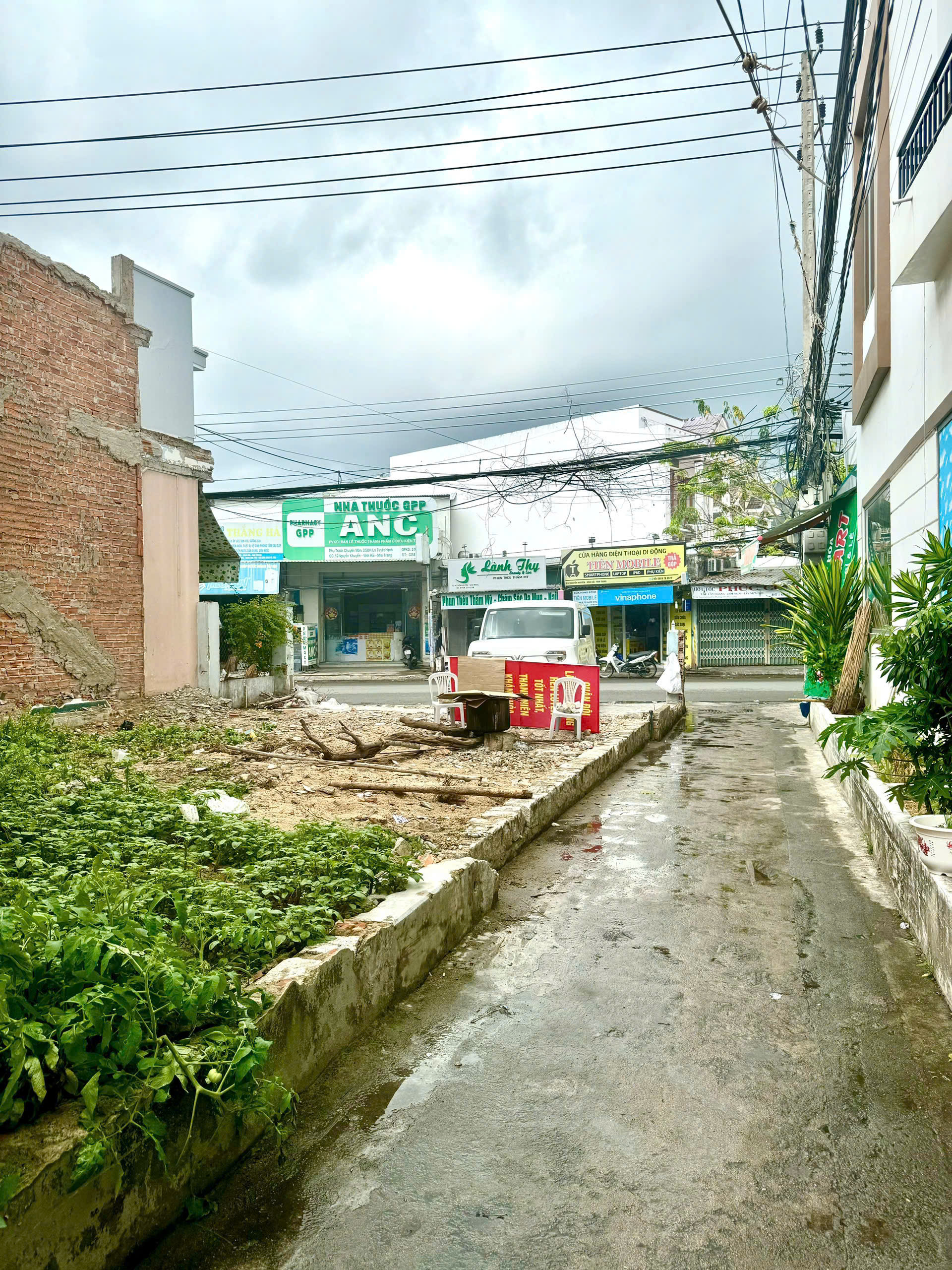 LÔ ĐẤT NỞ HẬU CHỈ SAU 1 CĂN NHÀ NGAY SÁT CHỢ VĨNH HẢI, BẮC NHA TRANG. 3