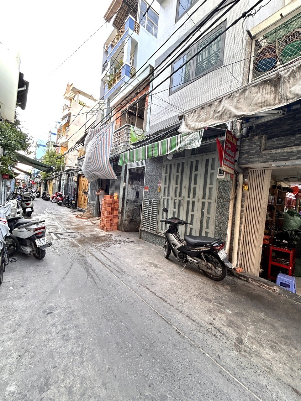 BÁN GẤP NHÀ Đ. ĐOÀN VĂN BƠ- CHỈ 2.4T- 100M RA MẶT TIỀN XE HƠI- GẦN CHỢ 200 Đ.XÓM CHIẾU - RA TÔN 3