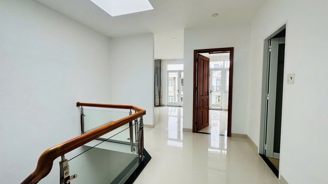 NHÀ MẶT TIỀN 6M-100M2- GẦN SIÊU THỊ GO-KHAI THÁC KINH DOANH LUÔN 4