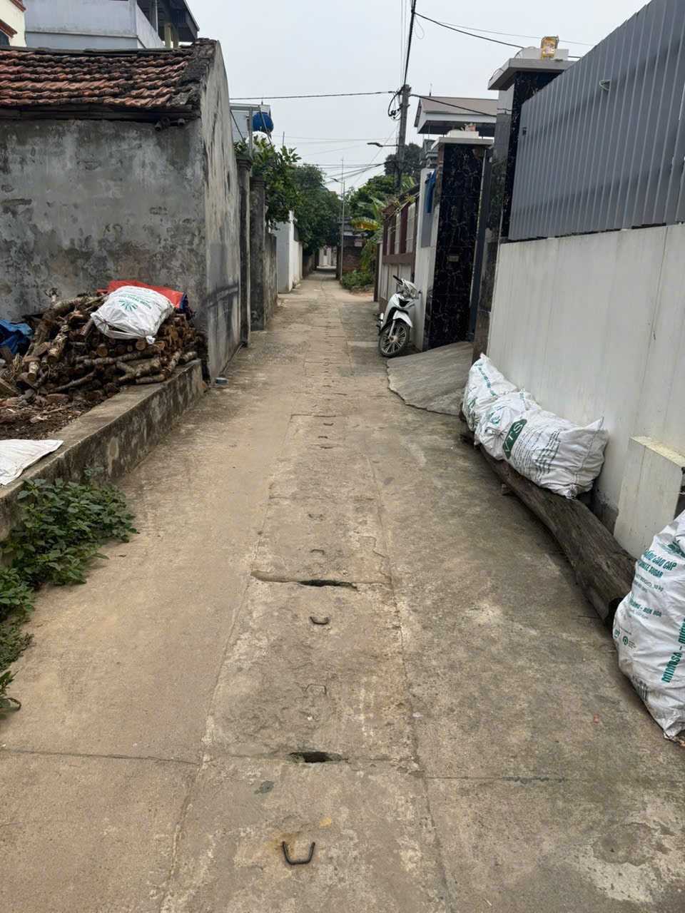 Chủ cần bán gấp mảnh đất 74m trung tâm thị trấn Chi Đông cũ, gần KCN Quang Minh