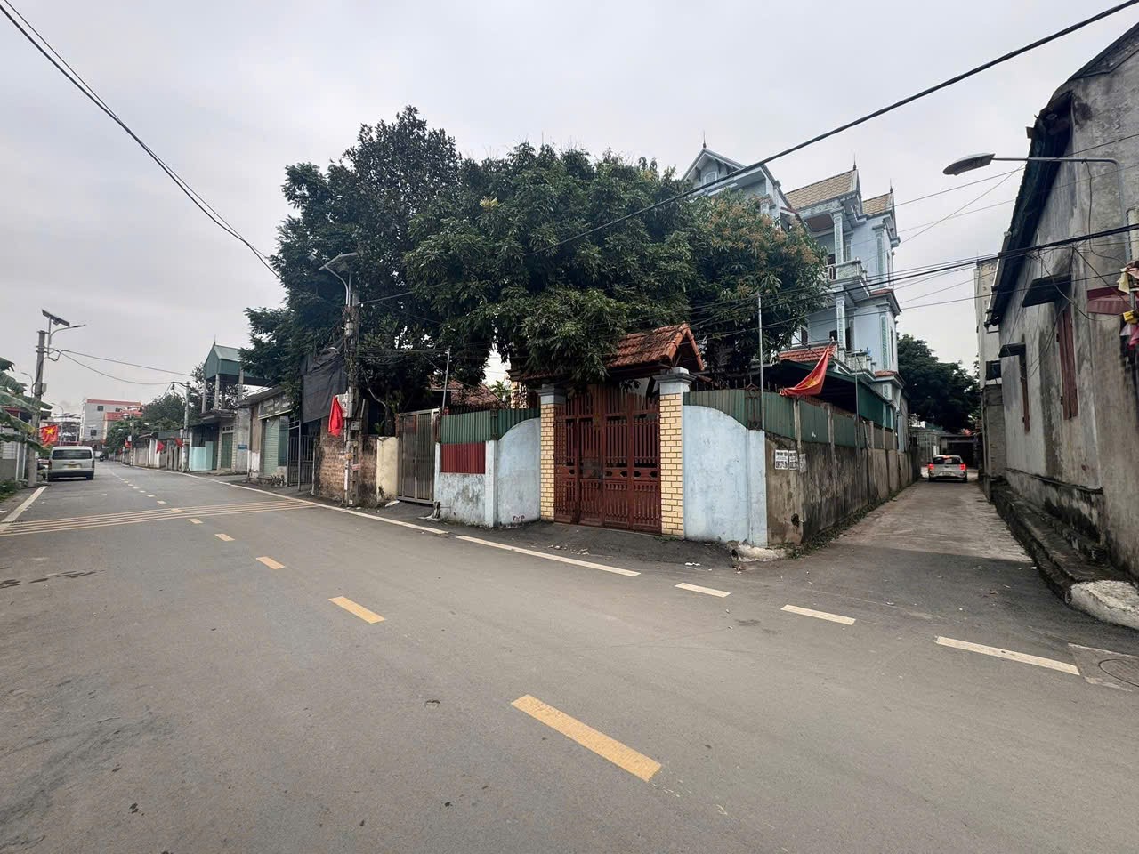 CẦN B.ÁN GẤP 75M SIÊU RẺ Ô TÔ ĐỖ CỬA TẠI THỌ AN _ LIÊN MINH _ HÀ NỘI. 2