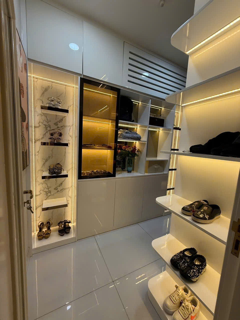 Cần bán Nhà mặt tiền Quận 9, Hồ Chí Minh, Diện tích 159m², Giá 022.5 Tỷ 5